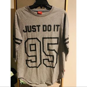 Nike Top - Just Do It